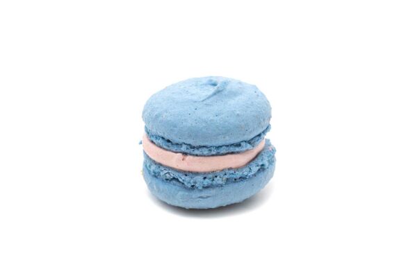Cassis Macarons